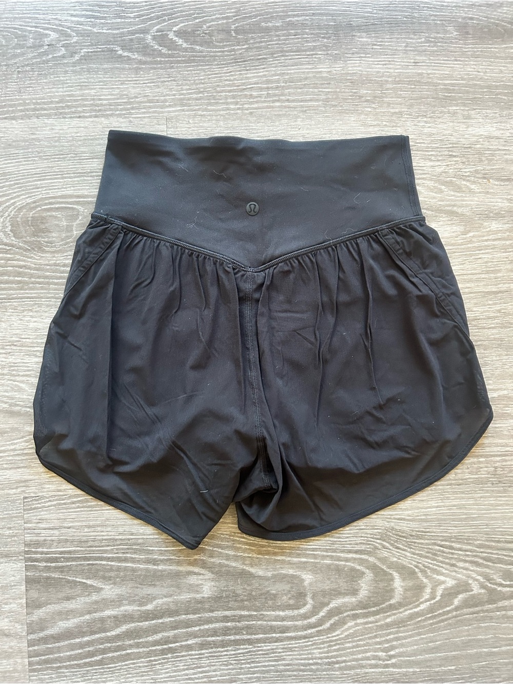 lululemon athletica Black Women's High-Rise Flow Athletic Shorts - Picture 2 of 3